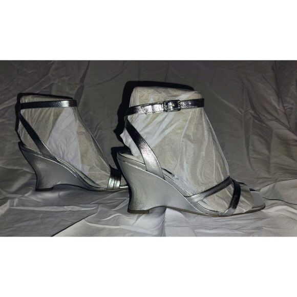 NIB Franco Sarto FRANCA Faux Leather Ankle Strap Wedge Heels Size 5M Prom - Picture 8 of 9